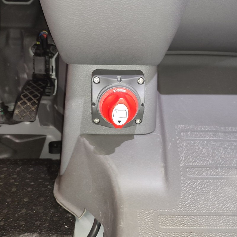 KUFATEC Komplettset Batterie-Hauptschalter für VW Crafter SY, SC, MAN TGE