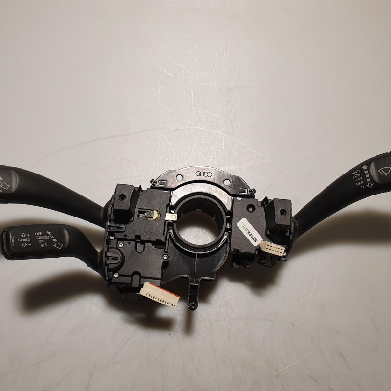 8K0 953 502 G Lenkstockhebel von Volkswagen