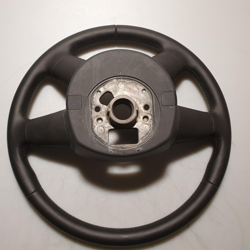 4F0124 Lenkrad von Volkswagen