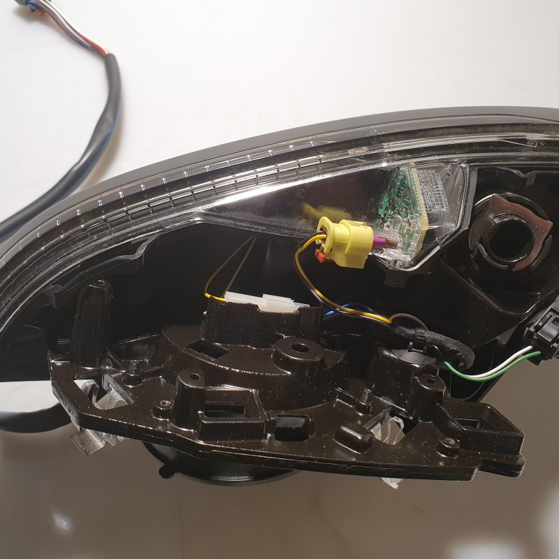 4M1 857 409 AG 9B9 Außenspiegel von Volkswagen