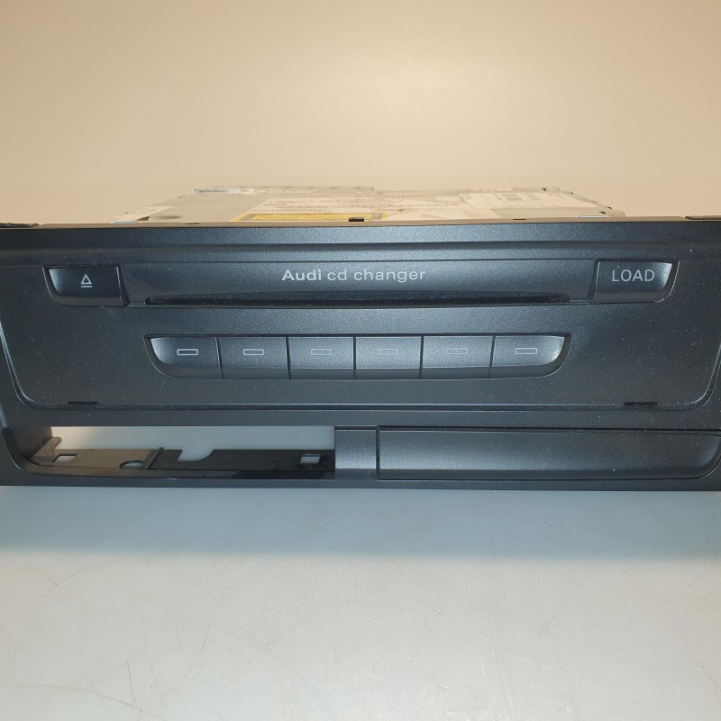 8T1 035 110 A CD Wechsler von Volkswagen