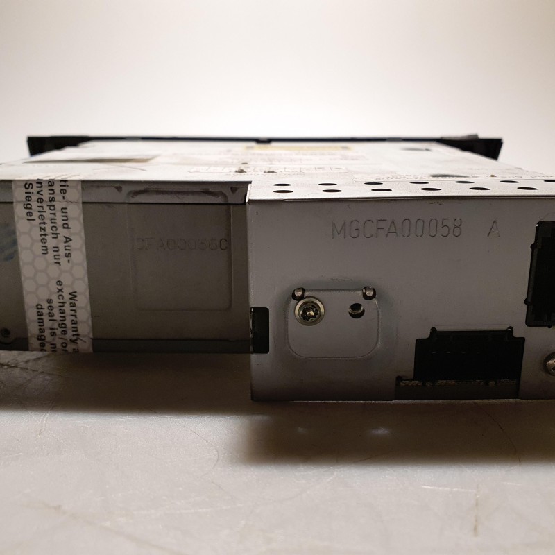 8T1 035 110 A CD Wechsler von Volkswagen