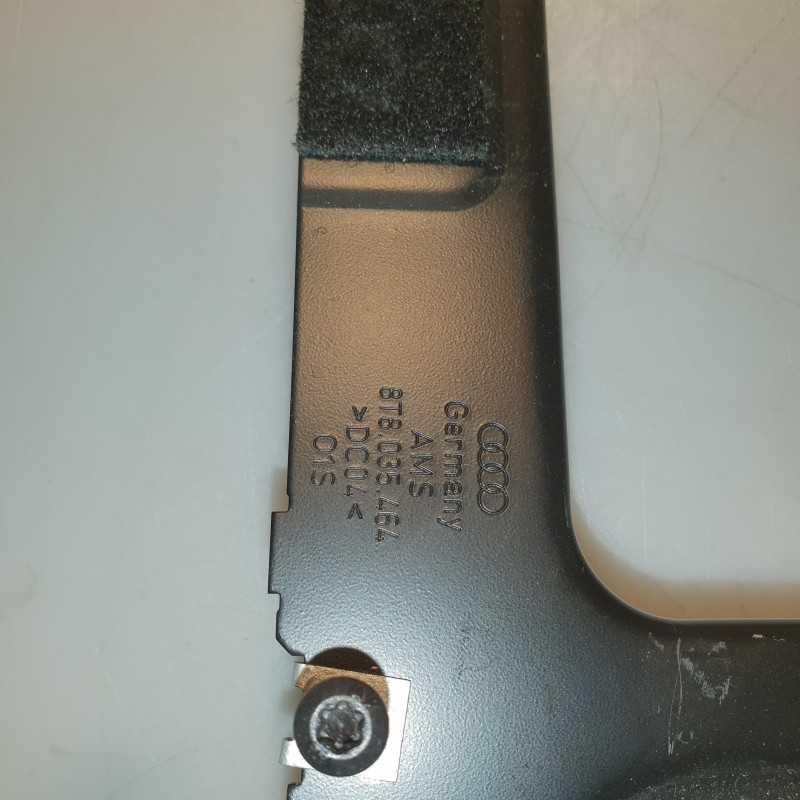 8T0 035 464 Halter für Verstärker von Volkswagen