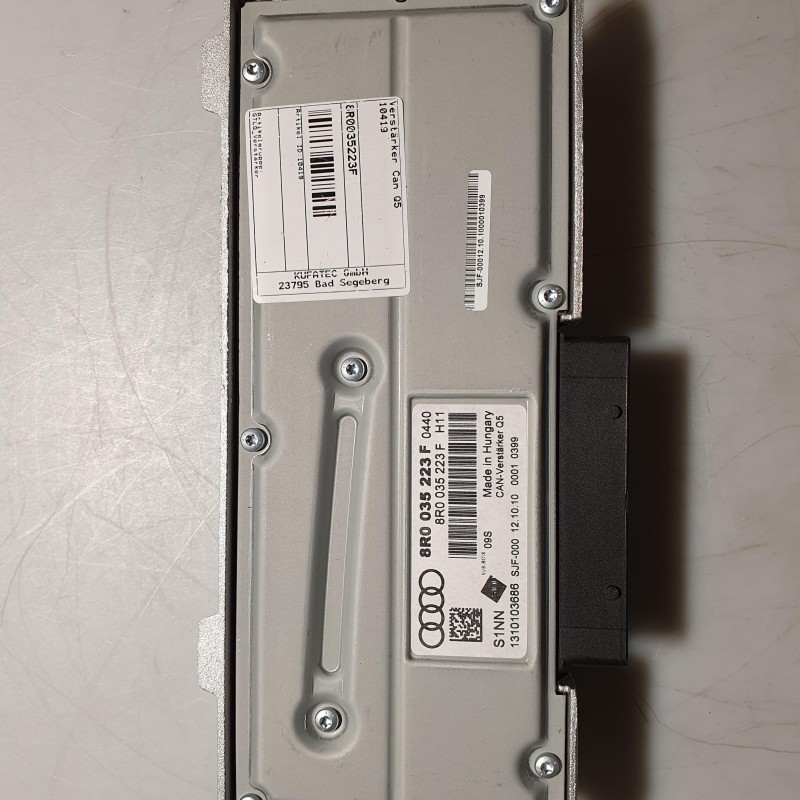 8R0 035 223 F Verstärker von Volkswagen