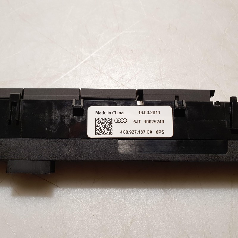 4G0 927 137 CA Mehrfachschalter von Volkswagen
