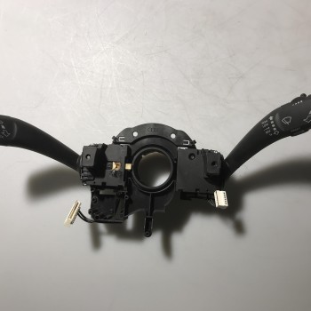 8K0 953 502 BJ Lenkstockhebel von Volkswagen