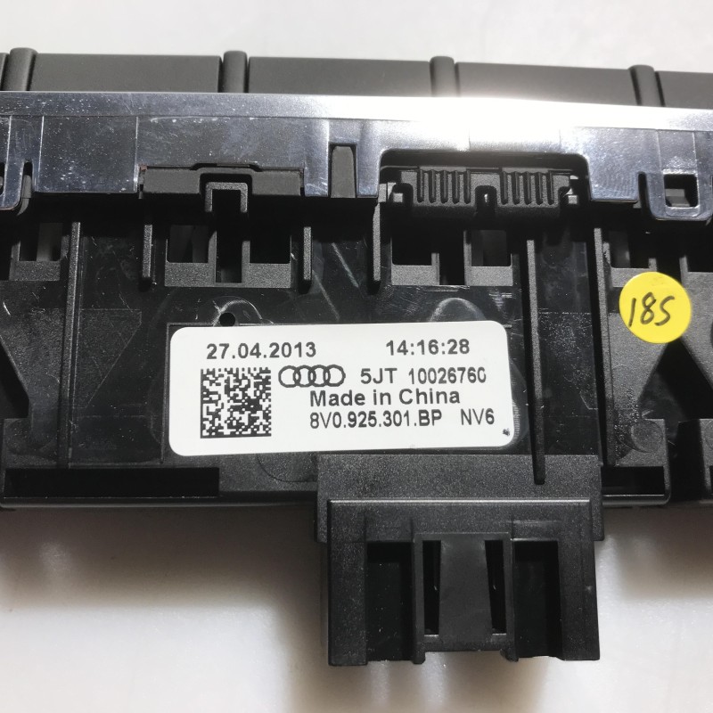 8V0 925 301 BP Schalterleiste Mehrfachschalter von Volkswagen