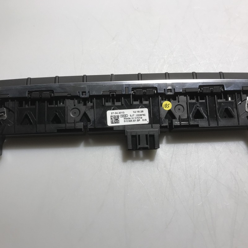 8V0 925 301 BP Schalterleiste Mehrfachschalter von Volkswagen