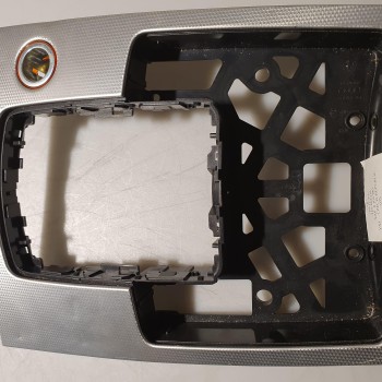 4L0 864 261 Verkleidung Rahmen Mittelkonsole von Volkswagen