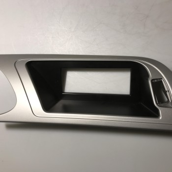 8K1 857 186 E Blende Für MMI von Volkswagen