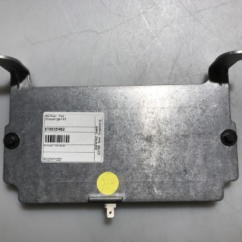 8T0 035 462 Halter für Steuergerät von Volkswagen