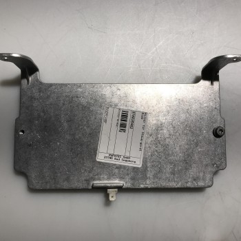 8T0 035 462 Halter für Steuergerät von Volkswagen