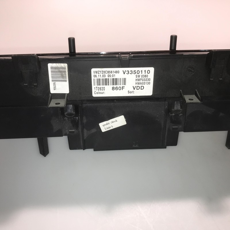 1T0 920 860 F Tachometer von Volkswagen