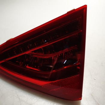 8T0 945 094 C LED Schlussleuchte Rücklicht von Volkswagen