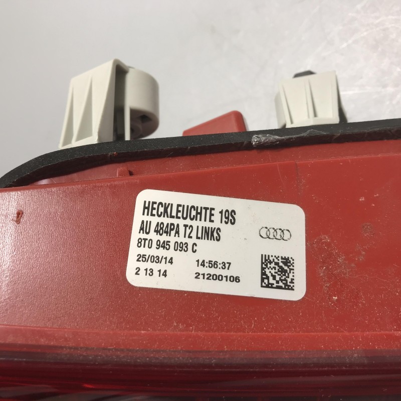 8T0 945 093 C LED-Schlussleuchte von Volkswagen