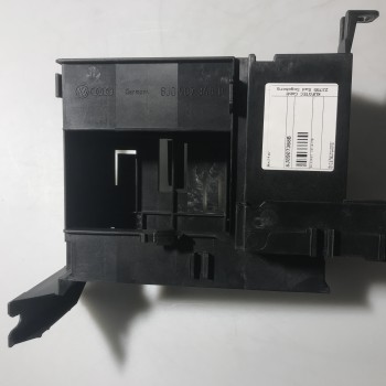 8J0 907 368 B Halter von Volkswagen