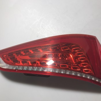 8R0 945 093 B Heckleuchte Links von Volkswagen