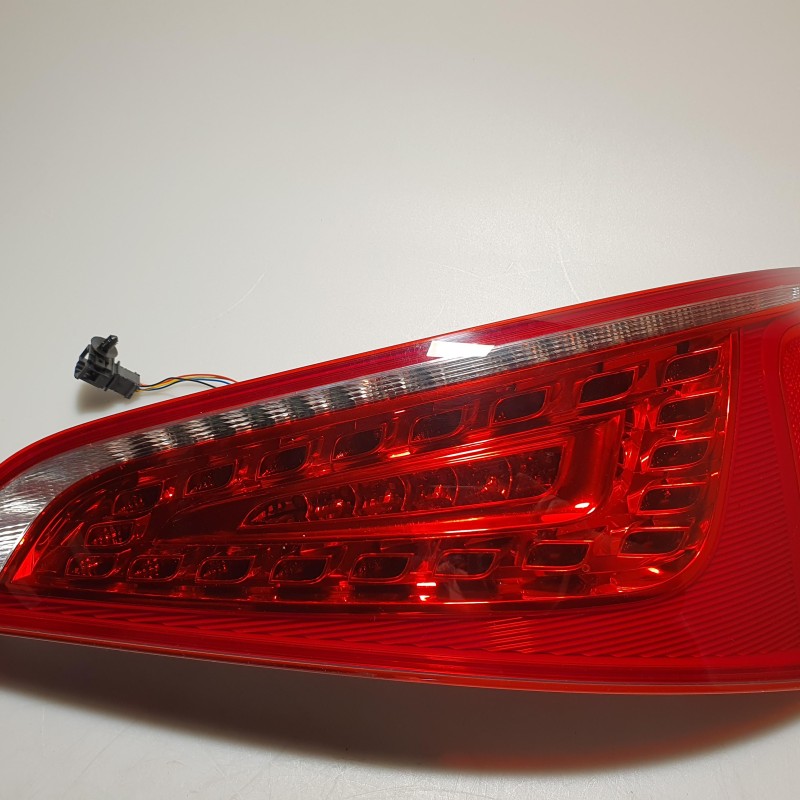 8R0 945 094 B Rückleuchte Hechleuchte rechts Q5 von Volkswagen