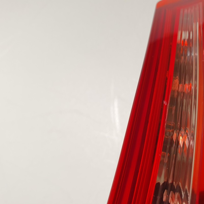 8R0 945 094 B Rückleuchte Hechleuchte rechts Q5 von Volkswagen