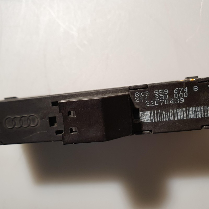 8K2 959 674 B Mehrfachschalter ESP Rollo von Volkswagen