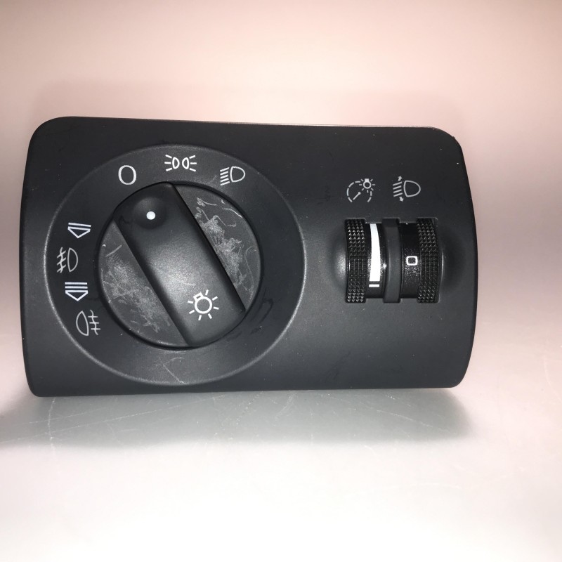 4B1 941 531 B Lichtschalter von Volkswagen