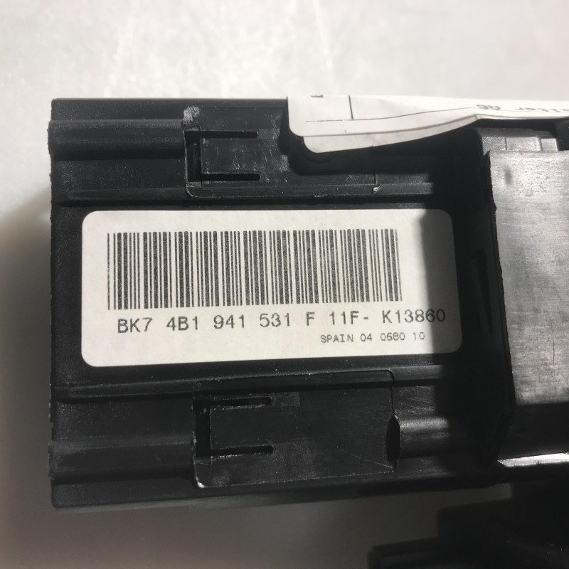 4B1 941 531 B Lichtschalter von Volkswagen
