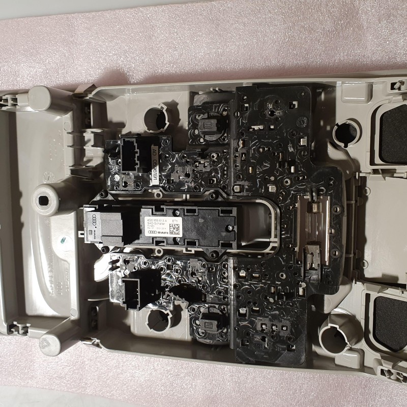 4G0 947 135 J Innenleuchte von Volkswagen