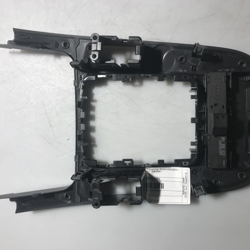 8K0 864 261 Abdeckung Mittelkonsole mit Zubehör von Volkswagen
