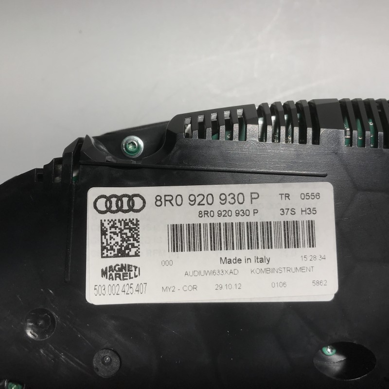 8R0 920 930 P Kombiinstrument von Volkswagen