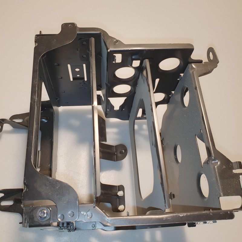 4F0 035 209 C Halter für Steuergeräte von Volkswagen