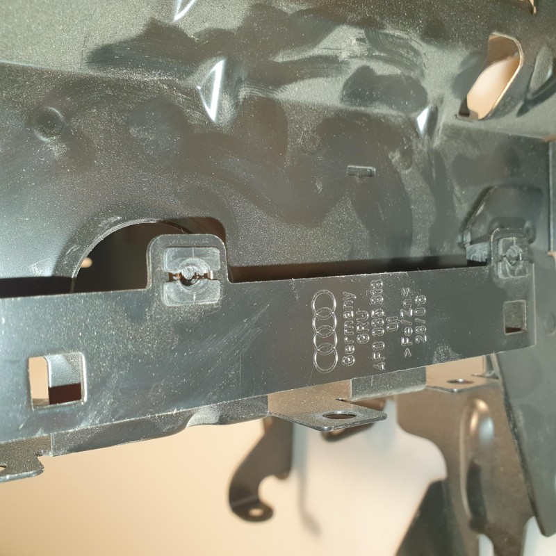 4F0 035 209 C Halter für Steuergeräte von Volkswagen