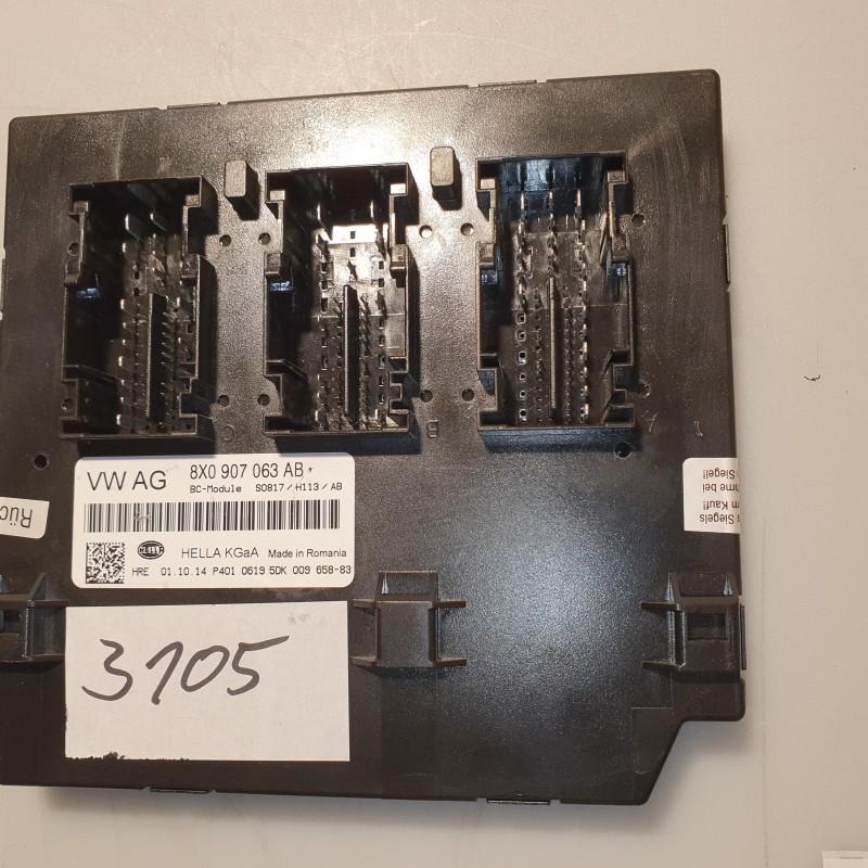 8X0 907 063 AB Bordnetzsteuergerät BCM von Volkswagen