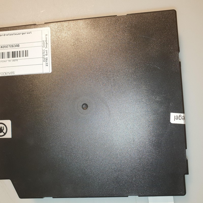 8X0 907 063 AB Bordnetzsteuergerät BCM von Volkswagen