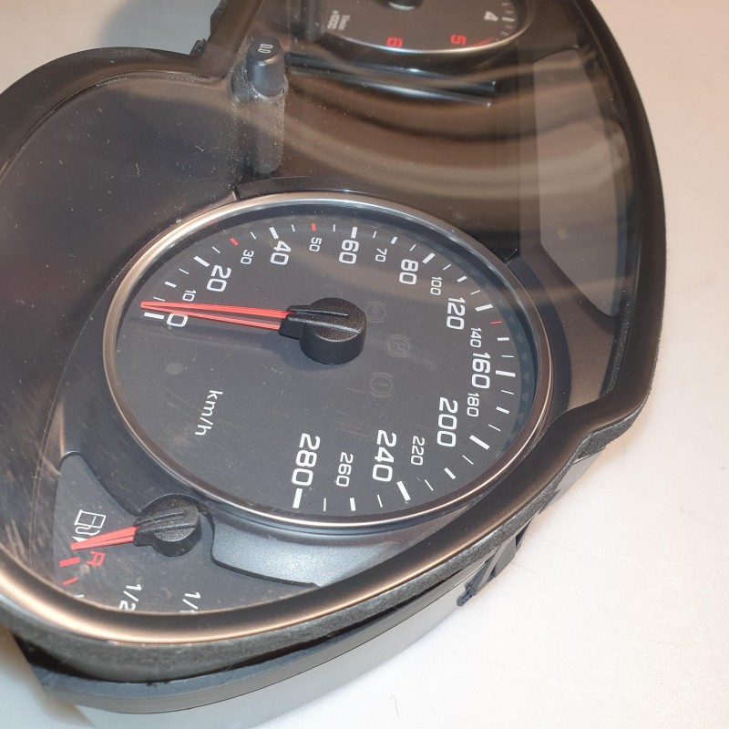 8R0 920 930 K Kombiinstrument KI Tacho von Volkswagen
