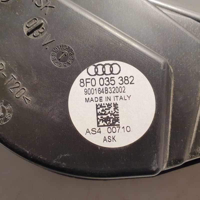8F0 035 382 Subwoofer von Volkswagen