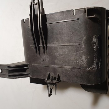 4L0 907 462 Halter Steuergeräte von Volkswagen