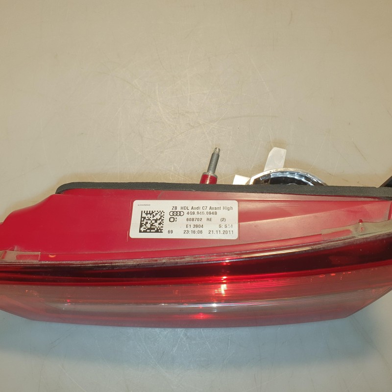 4G9 945 094 B LED Rückleuchte Schlussleuchte von Volkswagen