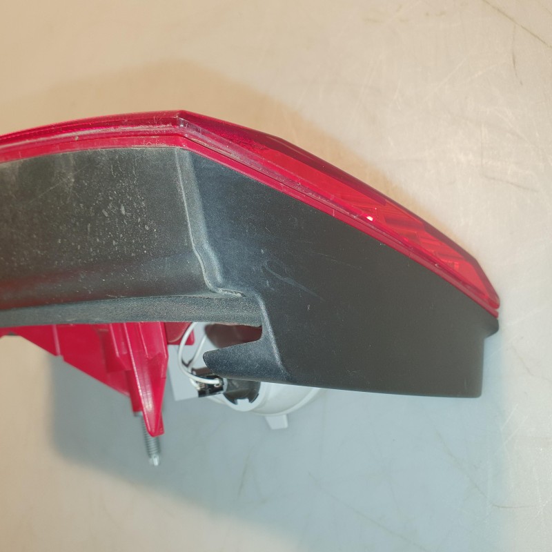 4G9 945 094 B LED Rückleuchte Schlussleuchte von Volkswagen