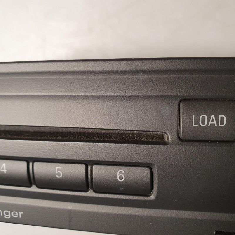 4F0 035 110 A CD Wechsler von Volkswagen