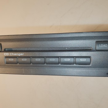 4E0 910 110 L CD Wechsler von Volkswagen
