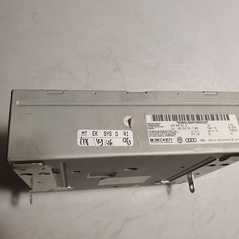 4F0 035 541 B Radiobox 2G von Volkswagen