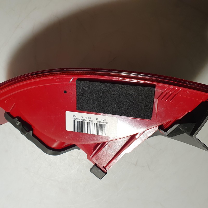 8K5 945 095 K LED Rückleuchte Schlussleuchte von Volkswagen