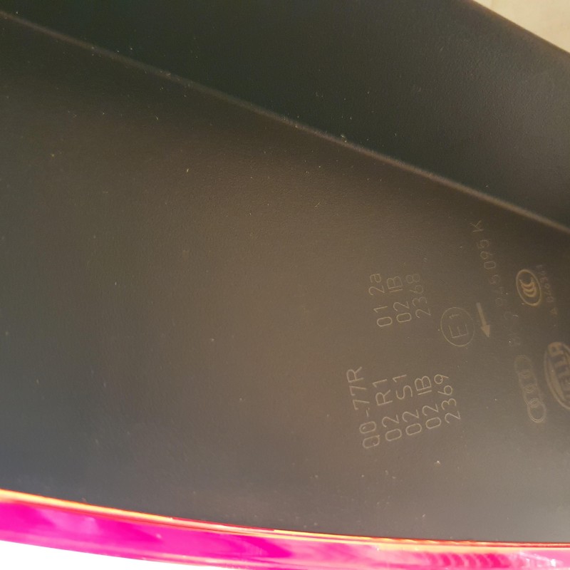 8K5 945 095 K LED Rückleuchte Schlussleuchte von Volkswagen