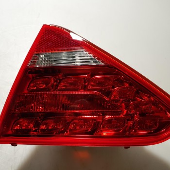 8T0 945 094 A LED Rückleuchte Schlussleuchte von Volkswagen