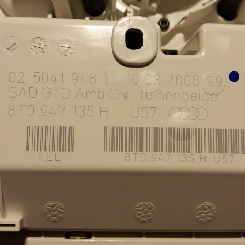 8T0 947 135 H Innenraumbeleuchtung Vorne Leinenbeige von Volkswagen