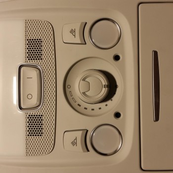 8T0 947 135 H Innenraumbeleuchtung Vorne Sternsilber von Volkswagen