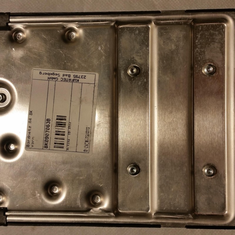8K0 907 063 B Bordnetzsteuergerät von Volkswagen