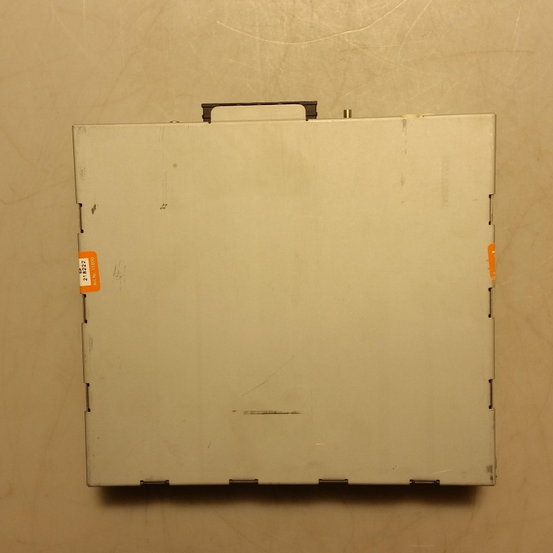 4F0 035 082 Radiobox von Volkswagen