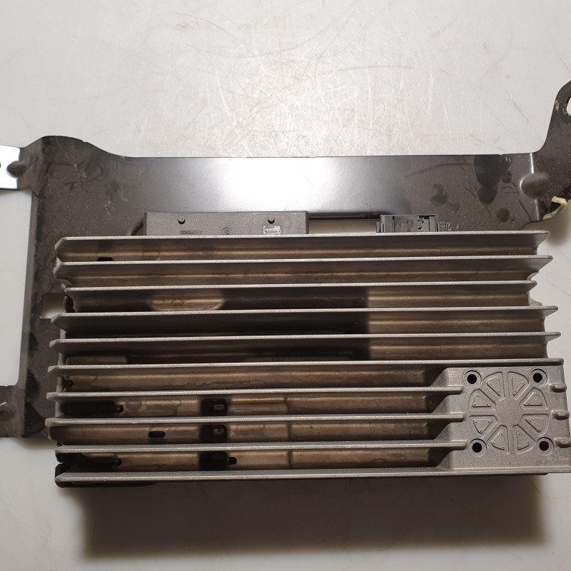 8T0 035 223 B Verstärker Can von Volkswagen