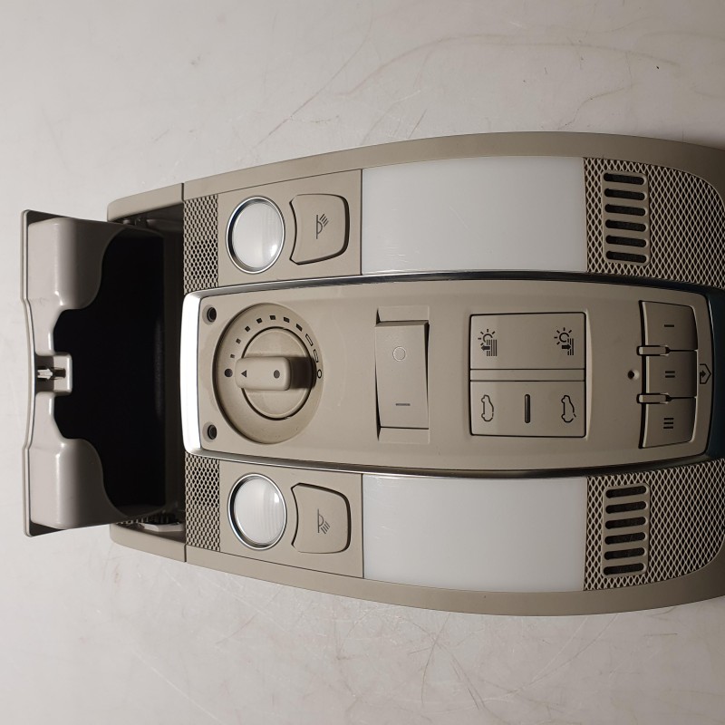 4L0 947 135 M 13U Innenleuchte mit Homelink von Volkswagen